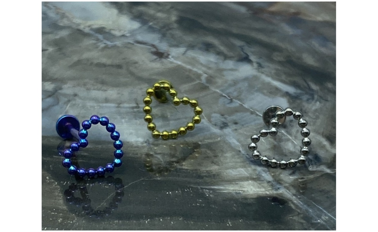 LABRET CUORE IN TITANIO 01